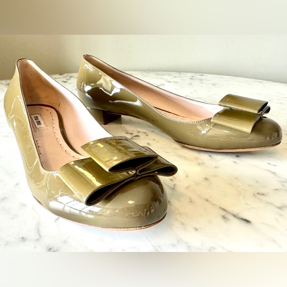 Miu Miu patent leather loafers / flats